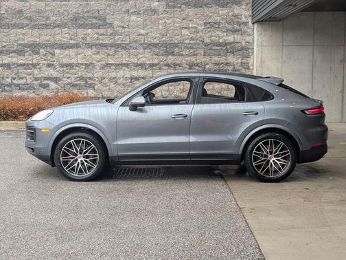 Vanadium Grey Metallic 2026 Porsche Cayenne Cayenne