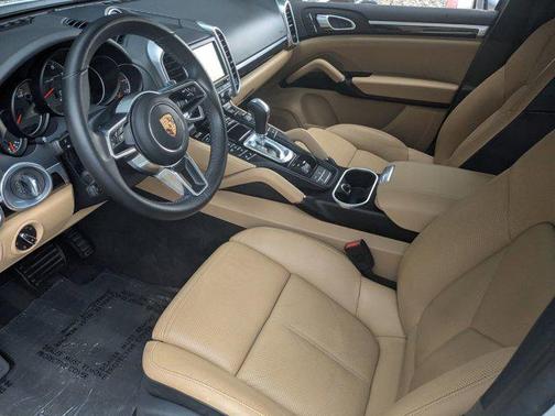 2016 Porsche Cayenne Base