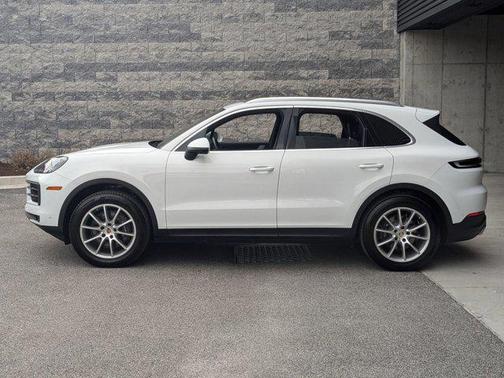 2024 Porsche Cayenne AWD