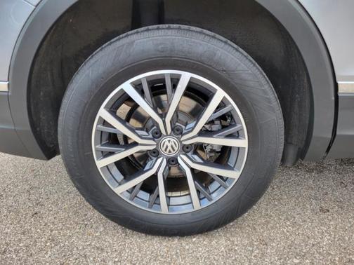 2020 Volkswagen Tiguan 2.0T SE 4MOTION