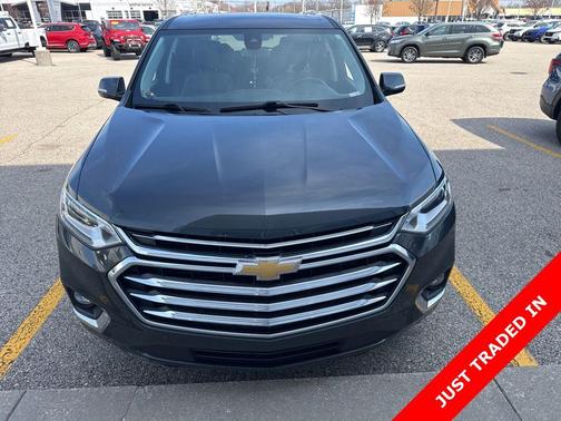 Graphite Metallic 2018 Chevrolet Traverse Premier