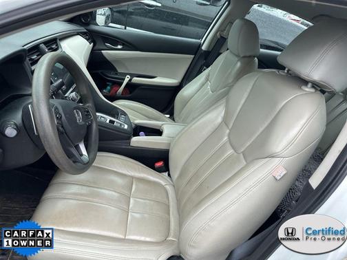 Platinum White Pearl 2022 Honda Insight EX