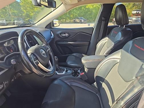 2017 Jeep Cherokee Trailhawk