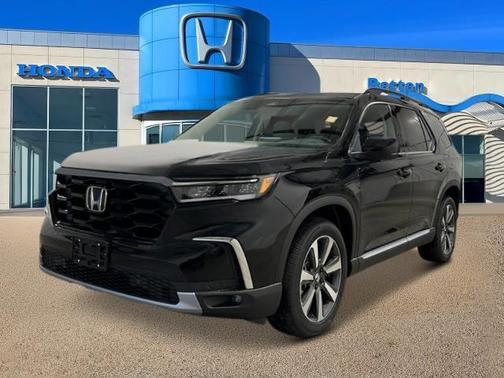 2025 Honda Pilot Touring 8-Passenger