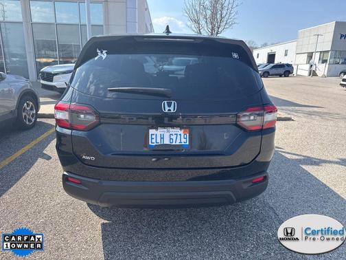 Crystal Black Pearl 2023 Honda Pilot AWD LX
