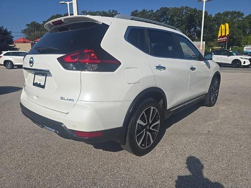 2020 Nissan Rogue SL