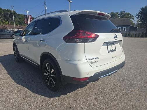 2020 Nissan Rogue SL