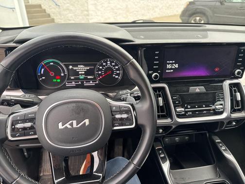 2022 Kia Sorento Hybrid S