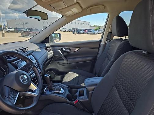 2020 Nissan Rogue S