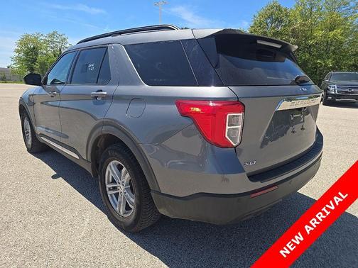 Carbonized Gray Metallic 2022 Ford Explorer XLT