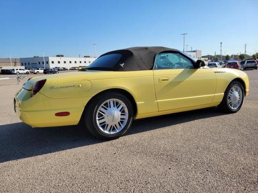 2002 Ford Thunderbird Base