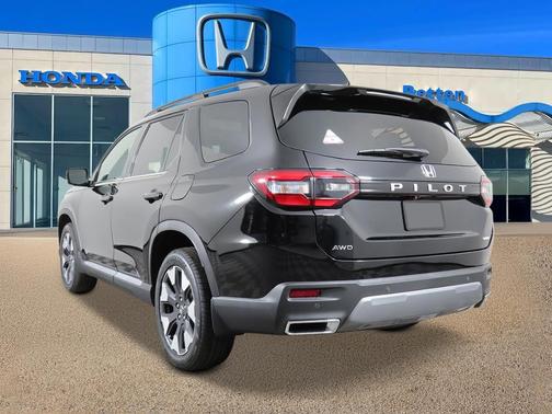 Crystal Black Pearl 2026 Honda Pilot Elite