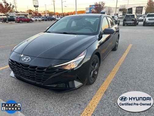 2023 Hyundai ELANTRA SEL