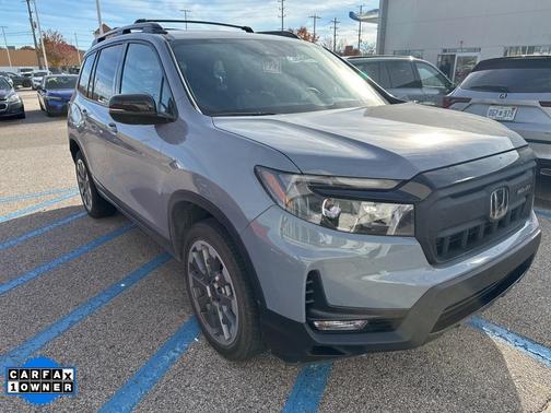 2025 Honda Passport AWD Black