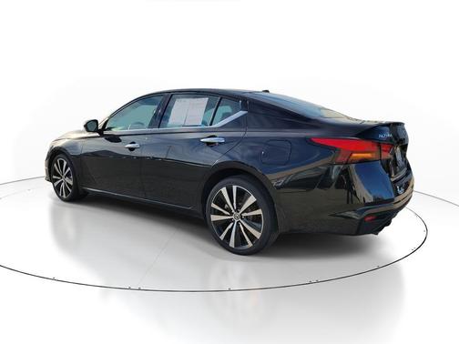 2019 Nissan Altima 2.5 Platinum