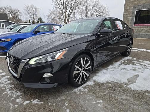 2019 Nissan Altima 2.5 Platinum