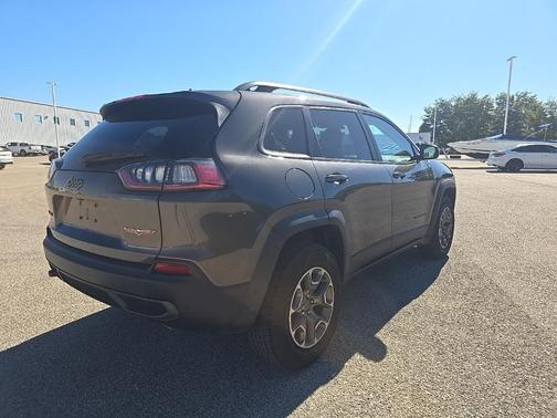 2020 Jeep Cherokee Trailhawk