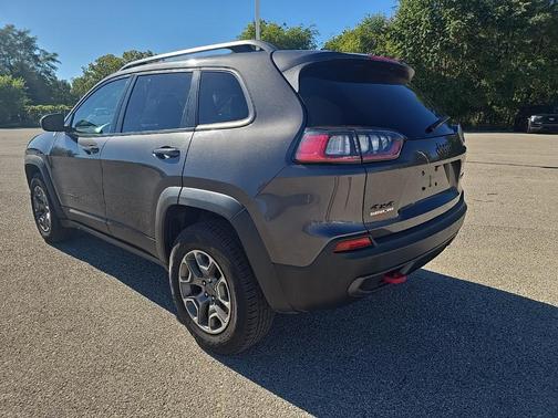 2020 Jeep Cherokee Trailhawk
