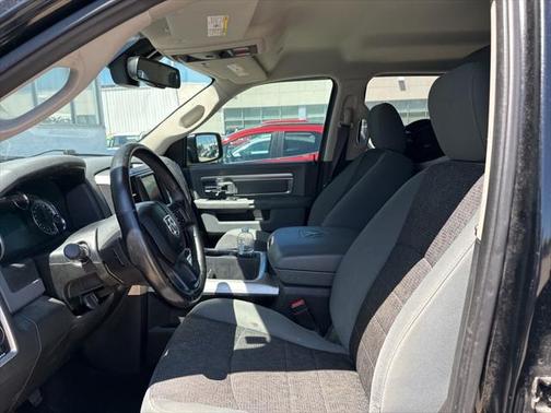 2019 RAM 1500 SLT
