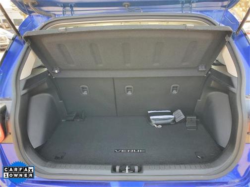 2022 Hyundai VENUE SE