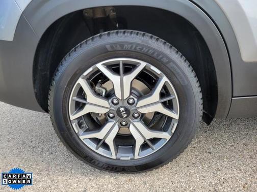Steel Gray 2021 Kia Seltos EX
