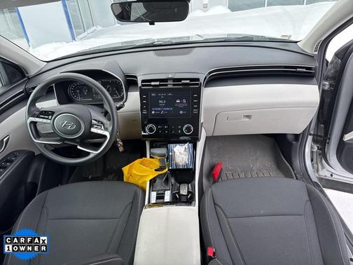 2022 Hyundai TUCSON SE