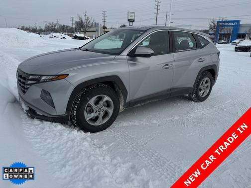 2022 Hyundai TUCSON SE