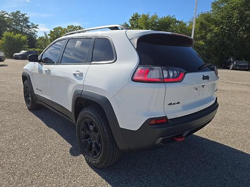 2020 Jeep Cherokee Trailhawk