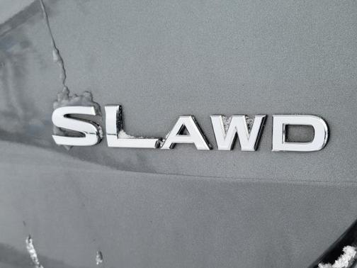 2020 Nissan Rogue SL