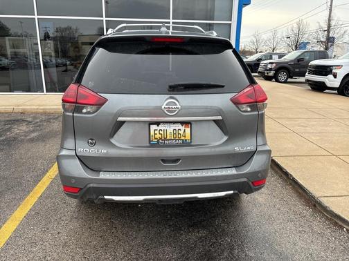 2020 Nissan Rogue SL