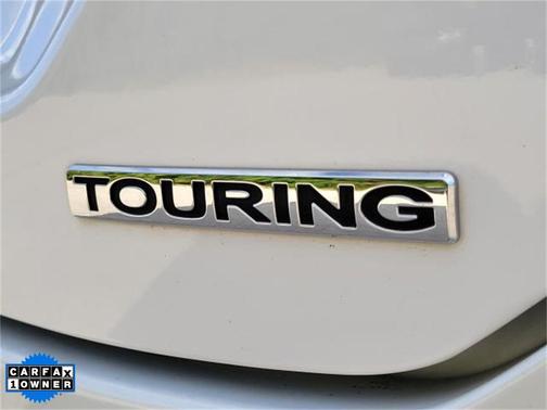 2023 Honda Pilot Touring 8-Passenger