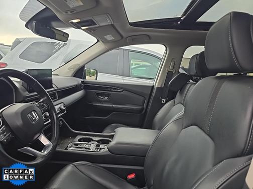 2023 Honda Pilot Touring 8-Passenger