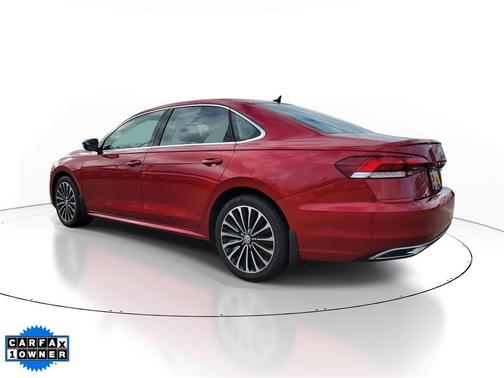 2022 Volkswagen Passat 2.0T Limited Edition