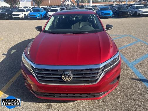 2022 Volkswagen Passat 2.0T Limited Edition