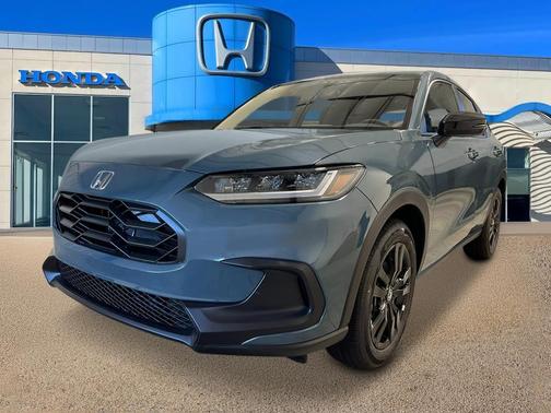 Nordic Forest Pearl 2027 Honda HR-V Sport