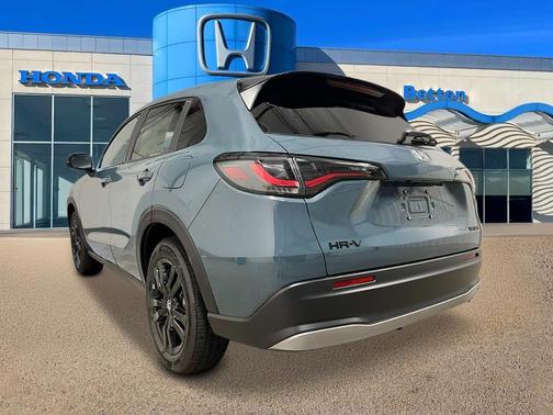 Nordic Forest Pearl 2027 Honda HR-V Sport
