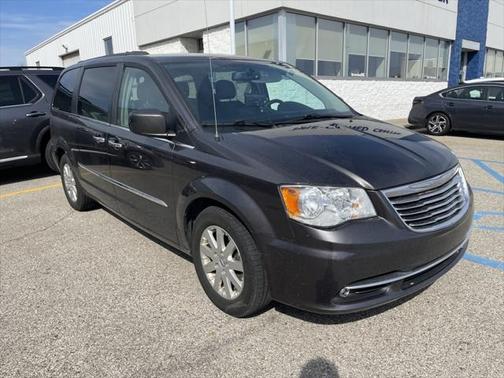 2015 Chrysler Town & Country Touring