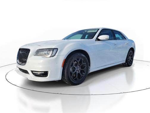 2023 Chrysler 300 Touring