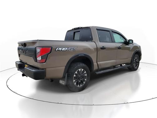2021 Nissan Titan PRO-4X