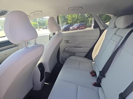 2025 Hyundai KONA SEL Convenience