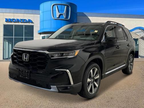 2025 Honda Pilot Touring 8-Passenger