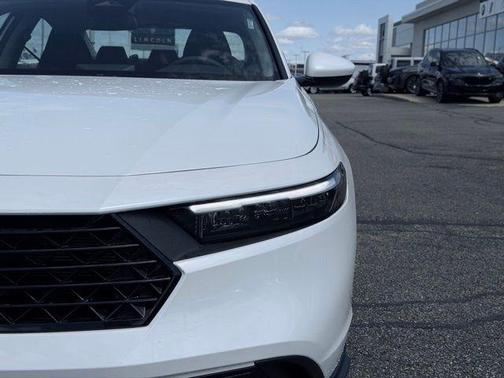Platinum White Pearl 2026 Honda Accord LX