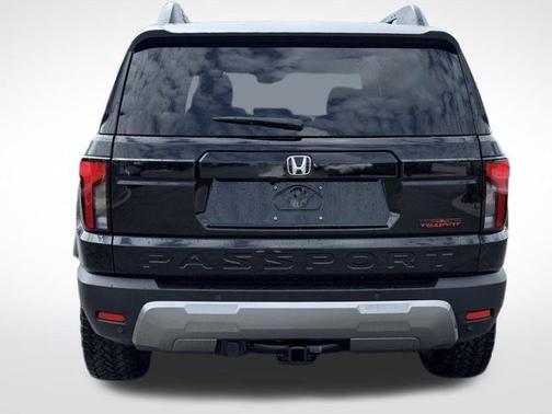 Crystal Black Pearl 2026 Honda Passport TrailSport