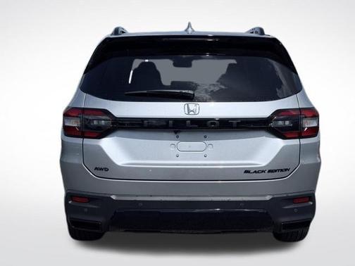 Silver 2026 Honda Pilot Black Edition