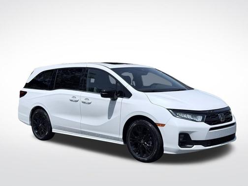 Platinum White Pearl 2026 Honda Odyssey Sport-L
