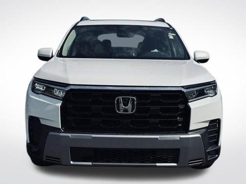 White 2026 Honda Pilot Touring