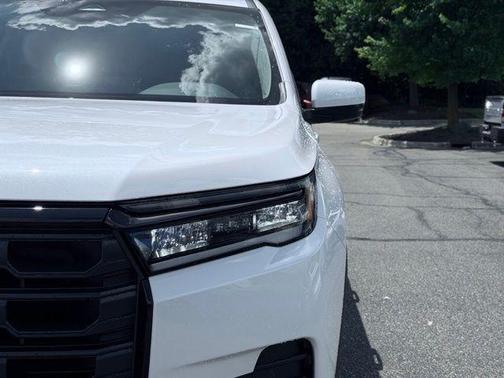 Platinum White Pearl 2026 Honda Pilot EX-L