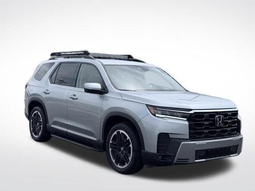 Solar Silver Metallic 2026 Honda Pilot Touring