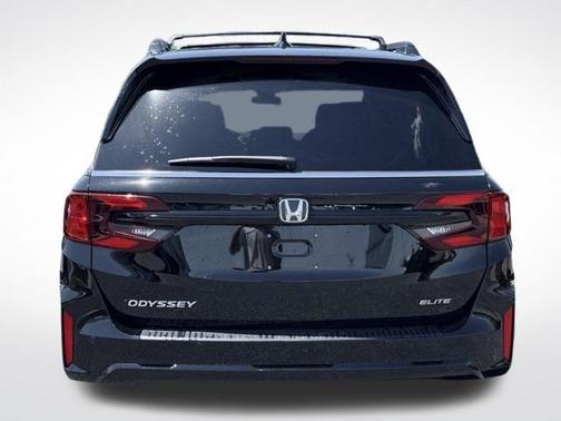 Crystal Black Pearl 2026 Honda Odyssey Elite