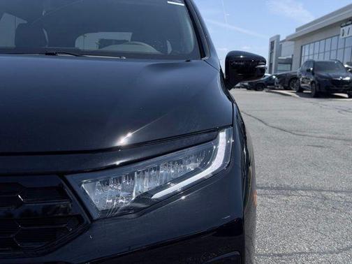 Crystal Black Pearl 2026 Honda Odyssey Elite